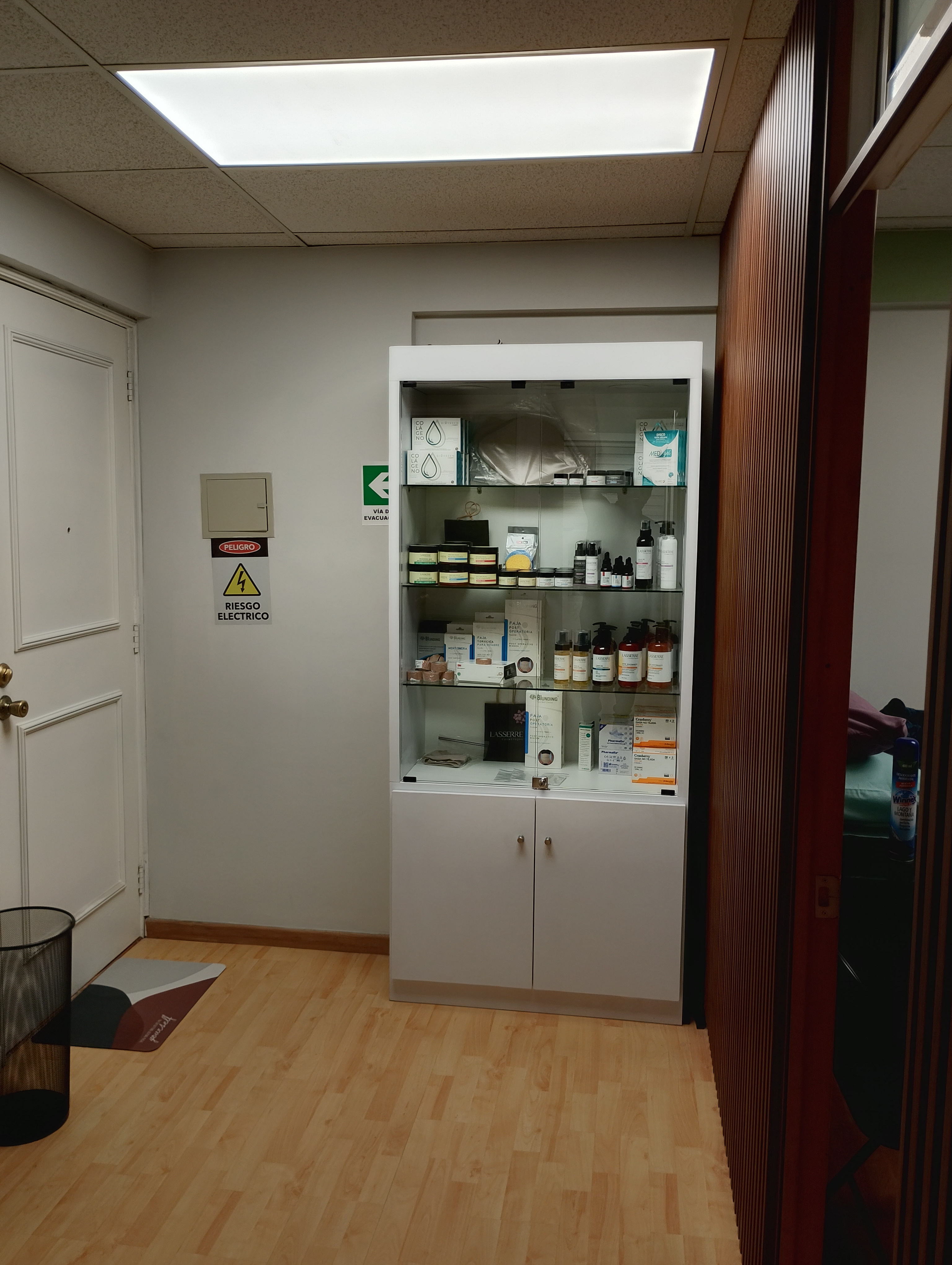 Área de recepción de Clínica Valeria Hernández